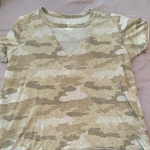 American Eagle Outfitters Olive Green Camo V-Notch Tee